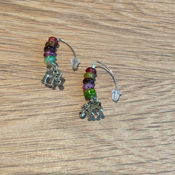 HAND CRAFTED ELEPHANT BOHO PIERCED EARRINGS Multicolored Rainbow - Picture 4 of 12